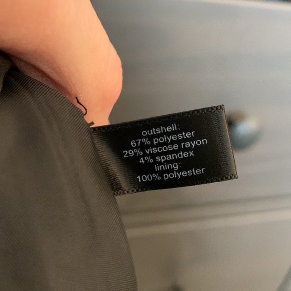 The Limited knee length skirt - Picture 5 of 5